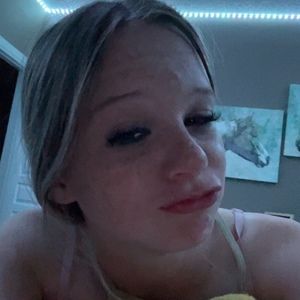 Meet your Posher, Lucie